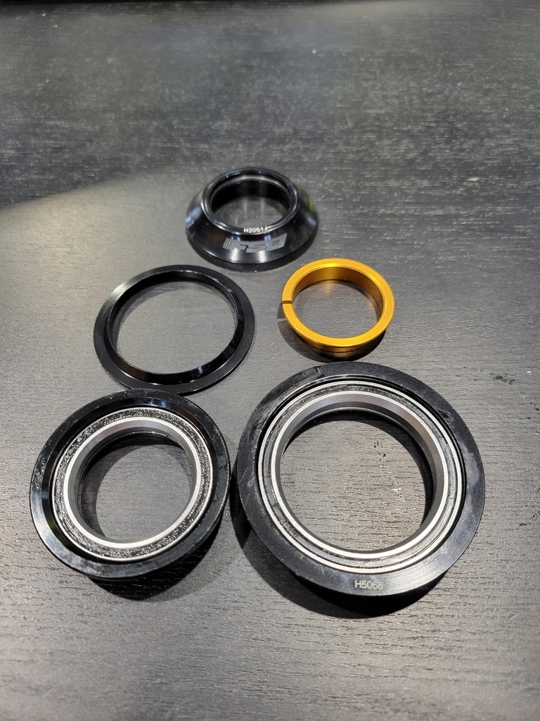 Orbit 1.5" ZS Anod Black 1-1/8"-1.5" w/H2051A-5.3mm w/Black FSA logo (laser beforeAnod),NO.57